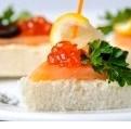canapes_de_camembert_con_sucedaneo_de_caviar