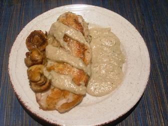 Pechugas de pollo con salsa de champiñones receta