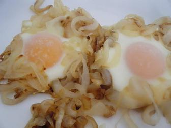 Como hacer unos huevos encebollados muy fáciles receta