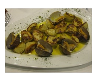 Alcachofas con almejas II receta