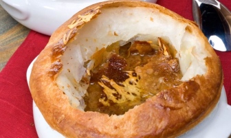 Sopa de hojaldre y trufa receta