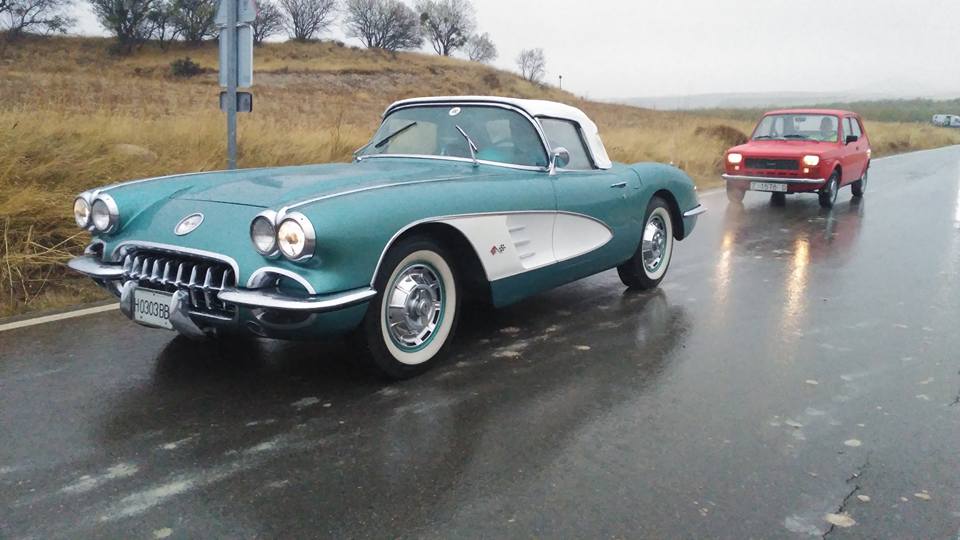 ChevroletCorvette con matrícula H