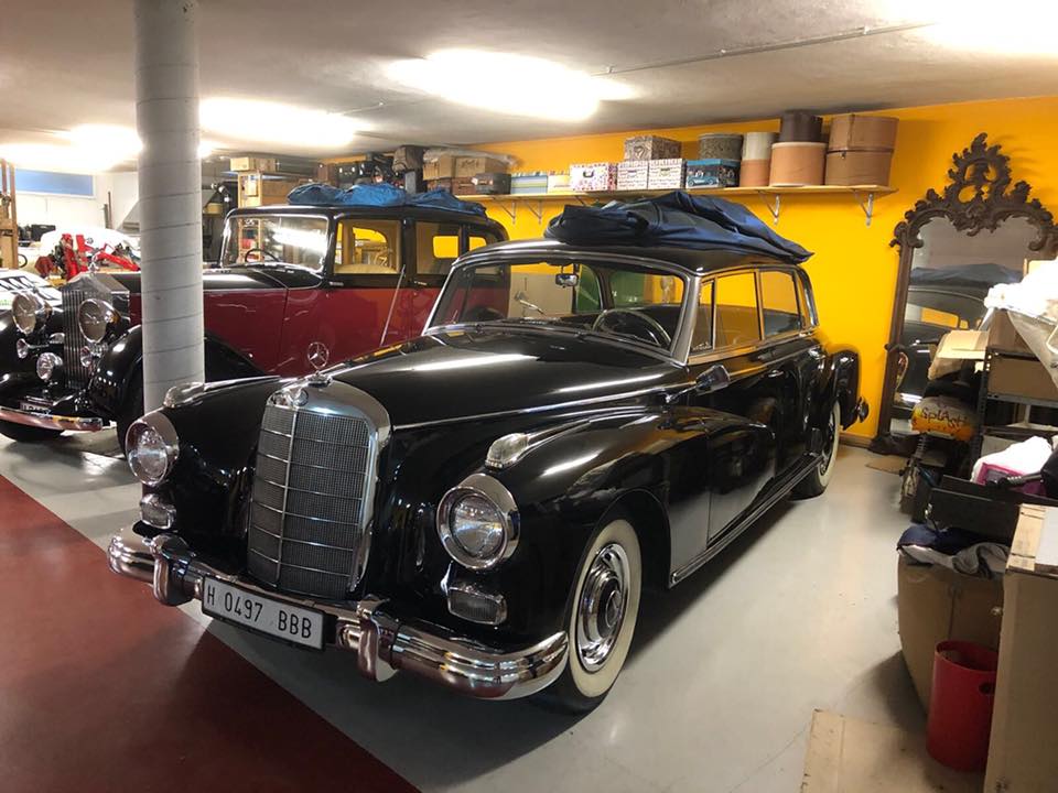 Mercedes Benz con matrícula H