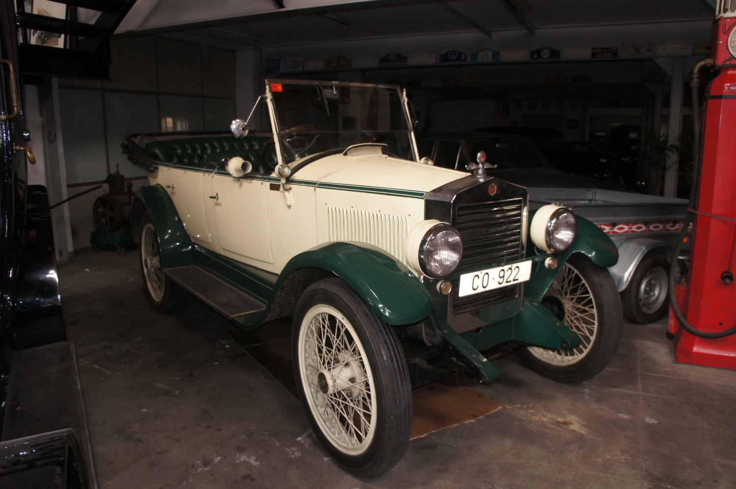 EssexSix con matrícula  de Cordoba, imagen 1