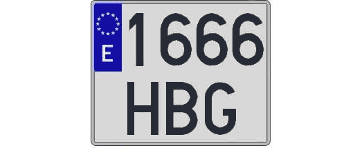 1666HBG matricula cuadrada