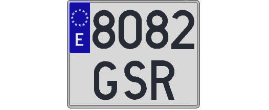 8082GSR matricula cuadrada