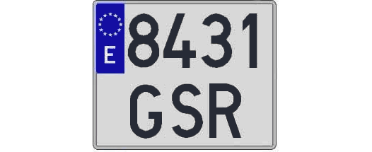 8431GSR matricula cuadrada