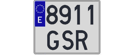 8911GSR matricula cuadrada